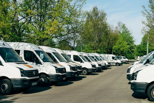 Top astuces pour réserver un utilitaire aller simple au meilleur prix